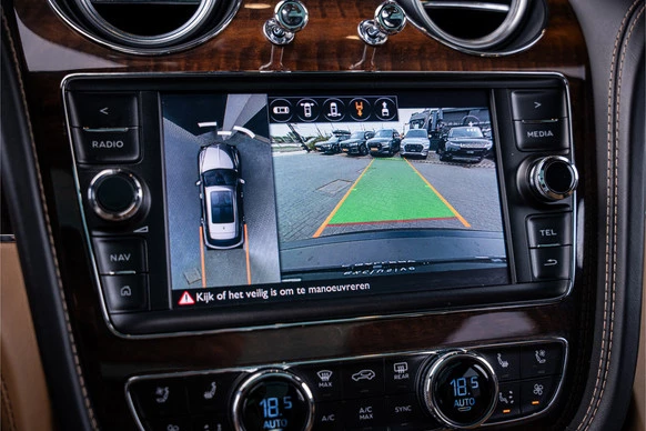 Bentley Bentayga - Afbeelding 16 van 30