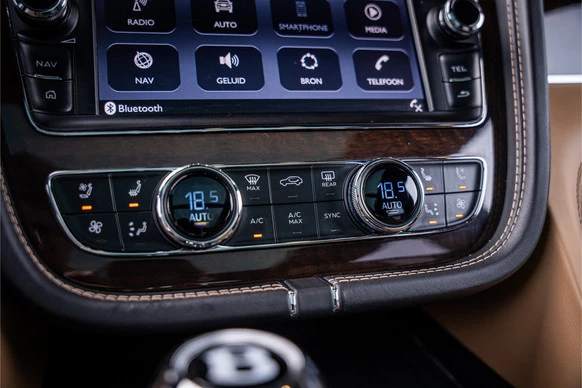 Bentley Bentayga - Afbeelding 19 van 30