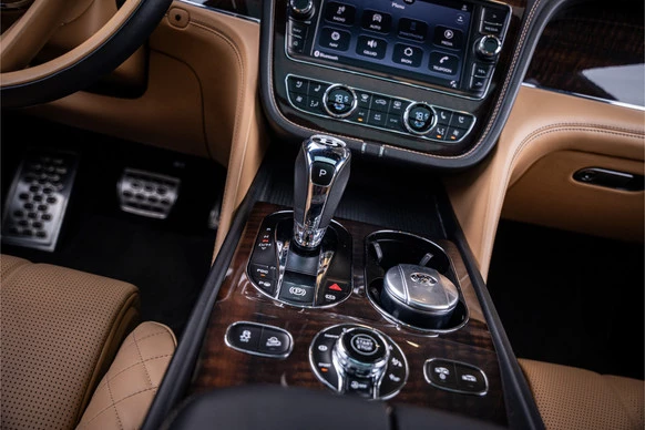 Bentley Bentayga - Afbeelding 24 van 30