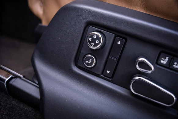 Bentley Bentayga - Afbeelding 29 van 30