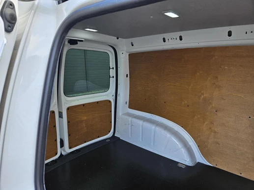 Volkswagen Caddy - Afbeelding 28 van 30