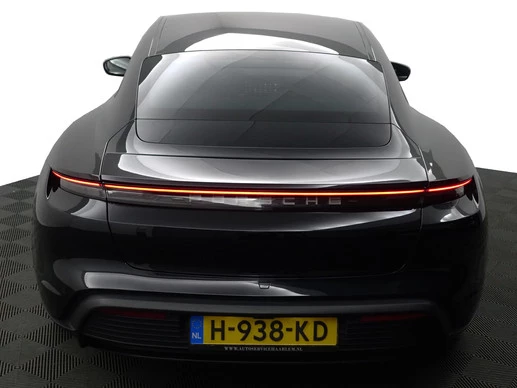 Porsche Taycan - Afbeelding 28 van 30