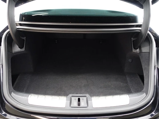 Porsche Taycan - Afbeelding 30 van 30