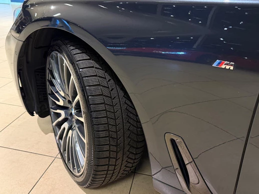 BMW 7 Serie - Afbeelding 9 van 30