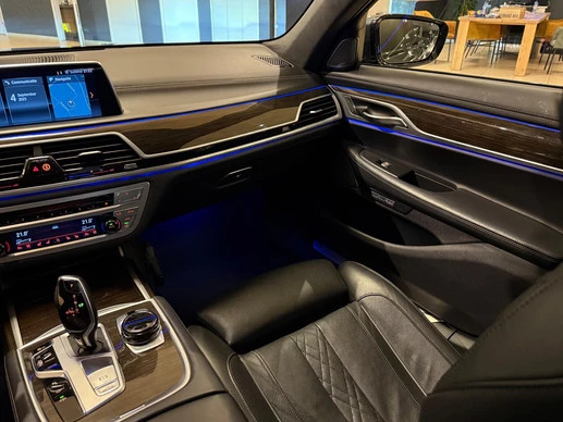 BMW 7 Serie - Afbeelding 28 van 30