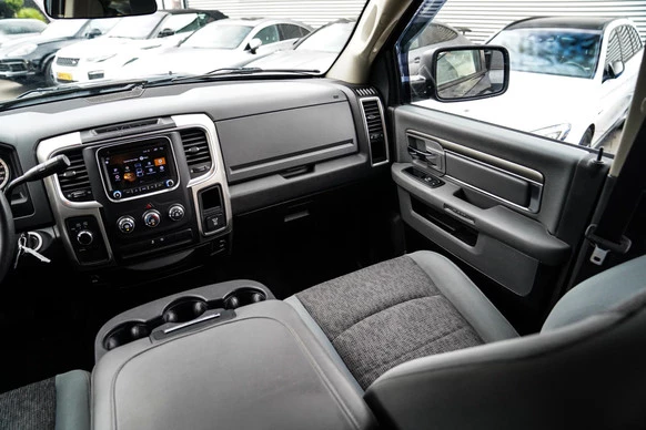 Dodge Ram 1500 - Afbeelding 28 van 30