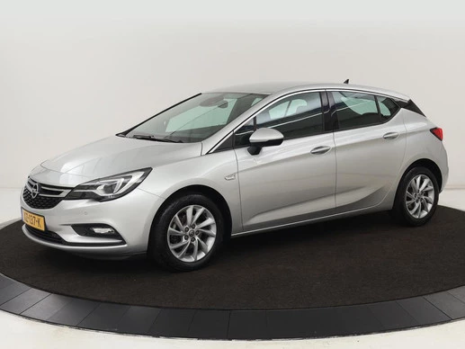 Opel Astra - Afbeelding 1 van 30