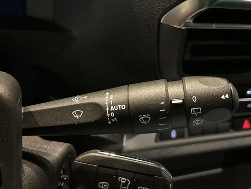 Peugeot e-Traveller - Afbeelding 17 van 30