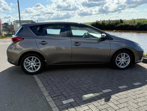 Toyota Auris - Afbeelding 10 van 30