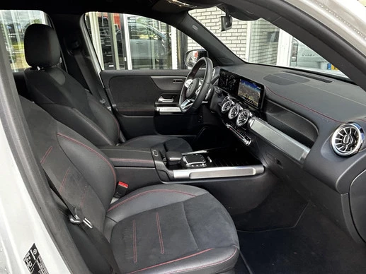 Mercedes-Benz EQB - Afbeelding 8 van 28