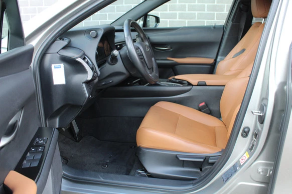 Lexus UX - Afbeelding 8 van 30