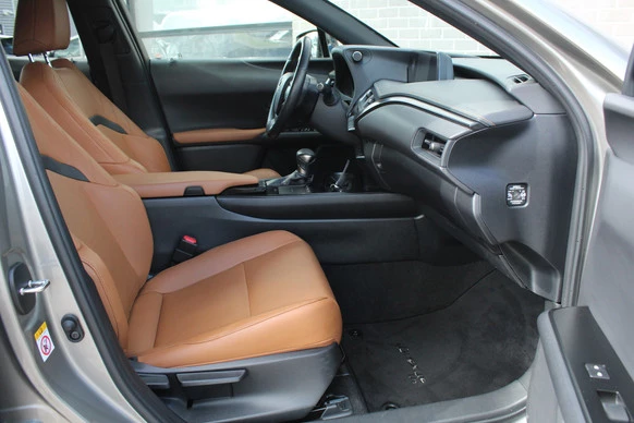 Lexus UX - Afbeelding 9 van 30