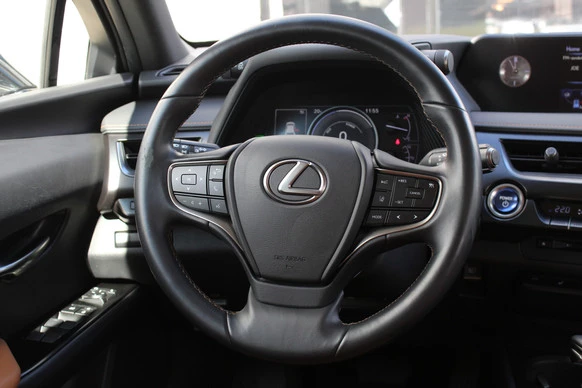Lexus UX - Afbeelding 12 van 30