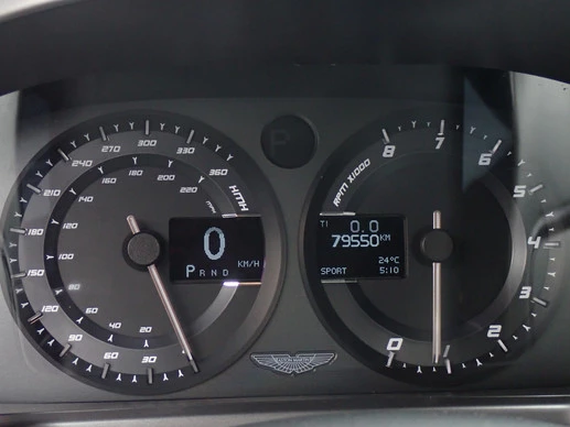 Aston Martin V12 Vanquish - Afbeelding 24 van 30