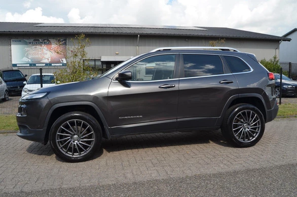 Jeep Cherokee - Afbeelding 3 van 28
