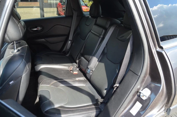 Jeep Cherokee - Afbeelding 10 van 28