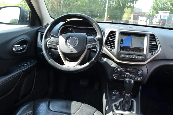 Jeep Cherokee - Afbeelding 11 van 28