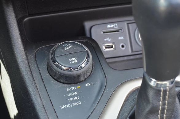Jeep Cherokee - Afbeelding 16 van 28