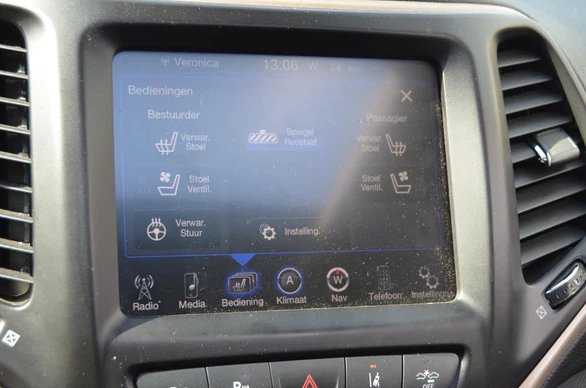 Jeep Cherokee - Afbeelding 17 van 28