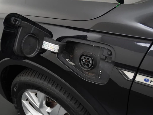 Volkswagen Tiguan - Afbeelding 25 van 30