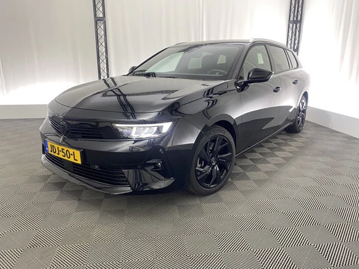 Opel Astra - Afbeelding 1 van 30