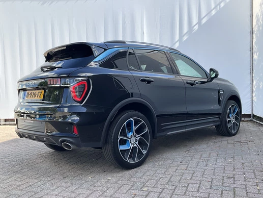 Lynk & Co 01 - Afbeelding 2 van 30