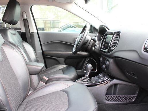 Jeep Compass - Afbeelding 8 van 26