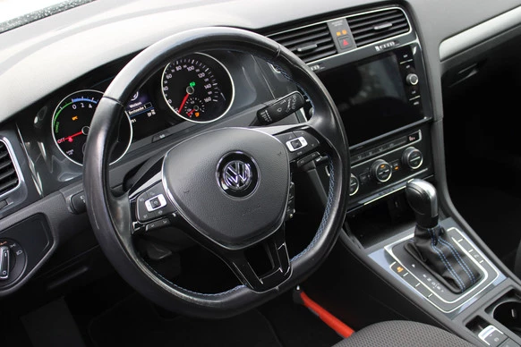 Volkswagen e-Golf - Afbeelding 16 van 30