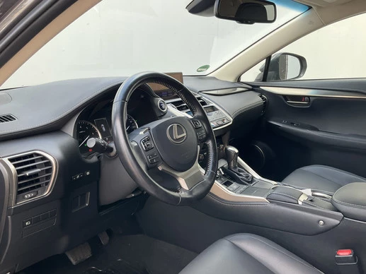 Lexus NX - Afbeelding 18 van 30