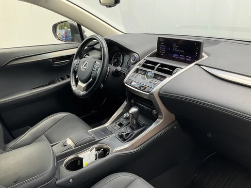 Lexus NX - Afbeelding 25 van 30