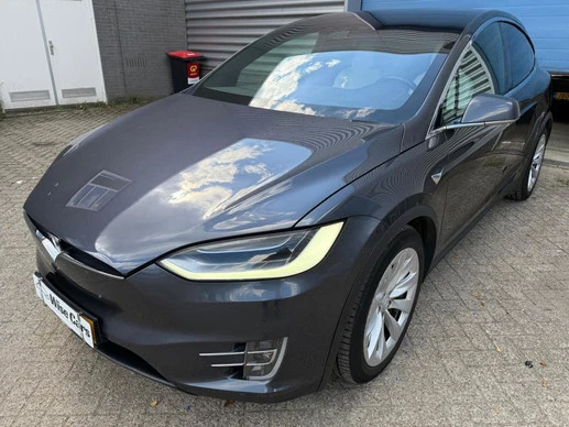 Tesla Model X - Afbeelding 1 van 15