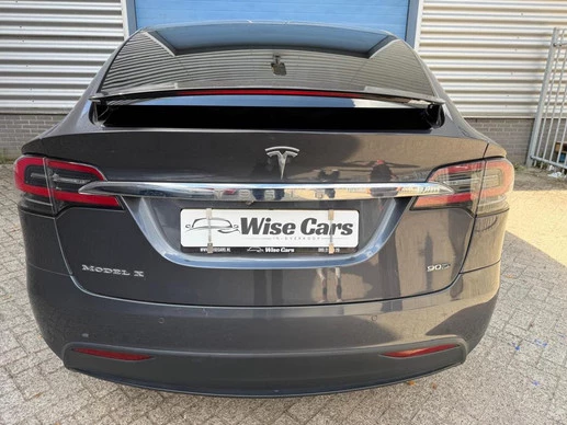 Tesla Model X - Afbeelding 5 van 15