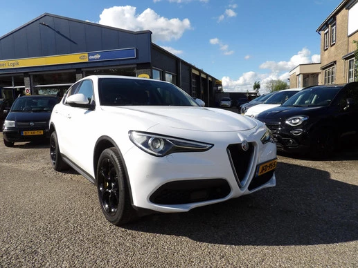 Alfa Romeo Stelvio - Afbeelding 2 van 15