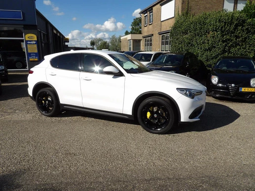 Alfa Romeo Stelvio - Afbeelding 3 van 15