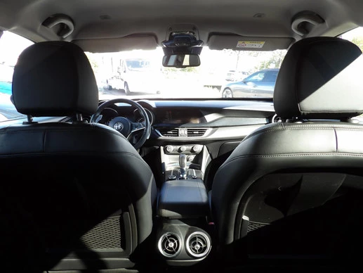 Alfa Romeo Stelvio - Afbeelding 10 van 15