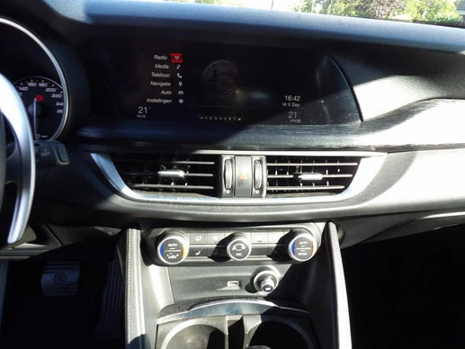 Alfa Romeo Stelvio - Afbeelding 15 van 15