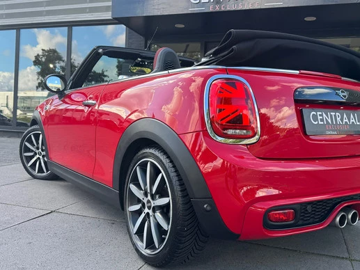 MINI Cooper S Cabrio - Afbeelding 22 van 30