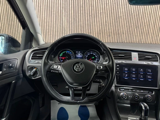 Volkswagen e-Golf - Afbeelding 19 van 30