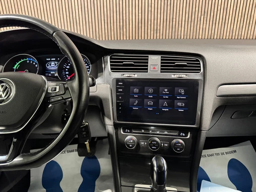 Volkswagen e-Golf - Afbeelding 20 van 30