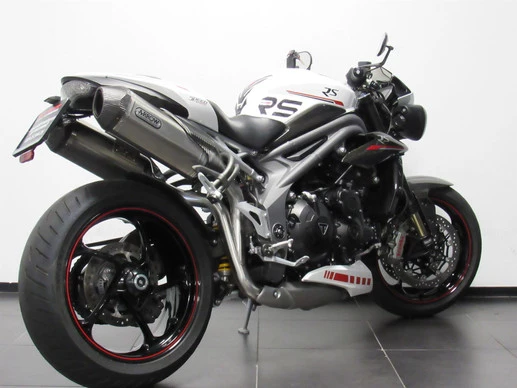 Triumph Speed Triple - Afbeelding 6 van 8