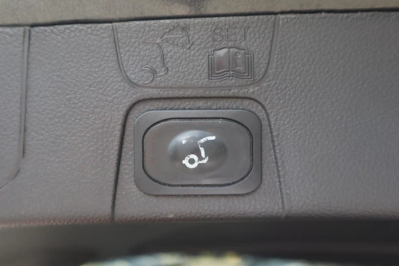 Ford C-MAX - Afbeelding 9 van 30