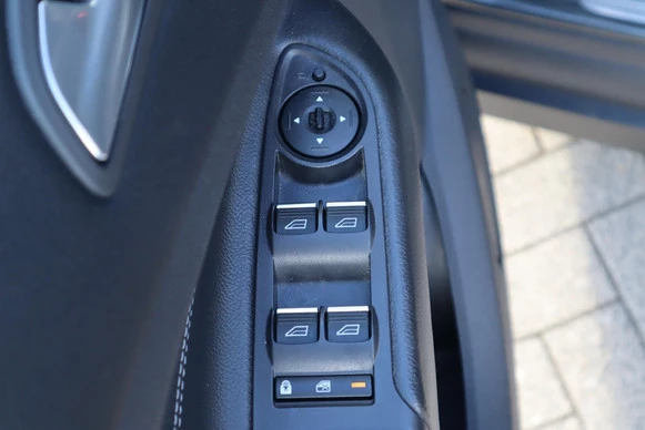 Ford C-MAX - Afbeelding 25 van 30