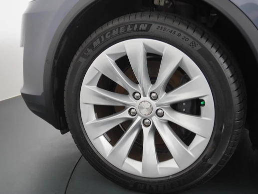 Tesla Model X - Afbeelding 14 van 30