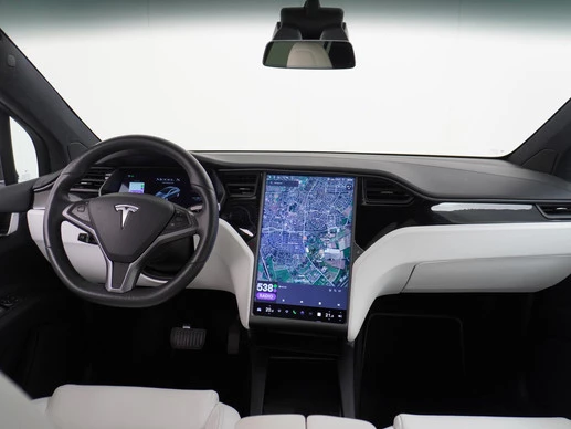 Tesla Model X - Afbeelding 23 van 30