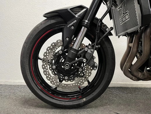 Kawasaki Z900 - Afbeelding 16 van 22