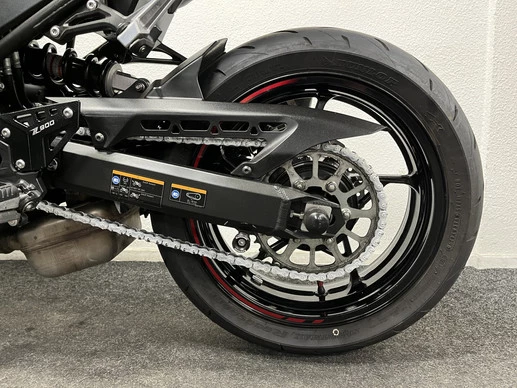 Kawasaki Z900 - Afbeelding 18 van 22