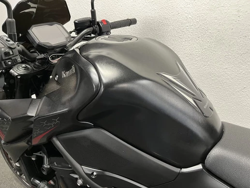 Kawasaki Z900 - Afbeelding 19 van 22