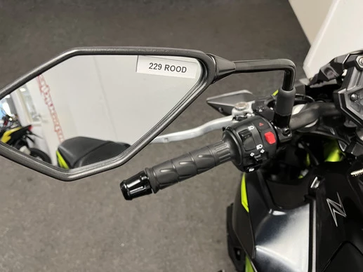 Kawasaki Z650 - Afbeelding 21 van 22