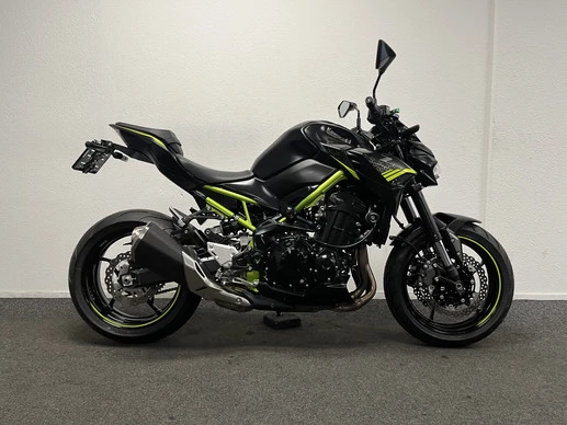 Kawasaki Z900 - Afbeelding 1 van 22