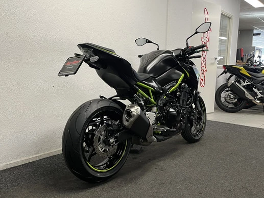 Kawasaki Z900 - Afbeelding 11 van 22